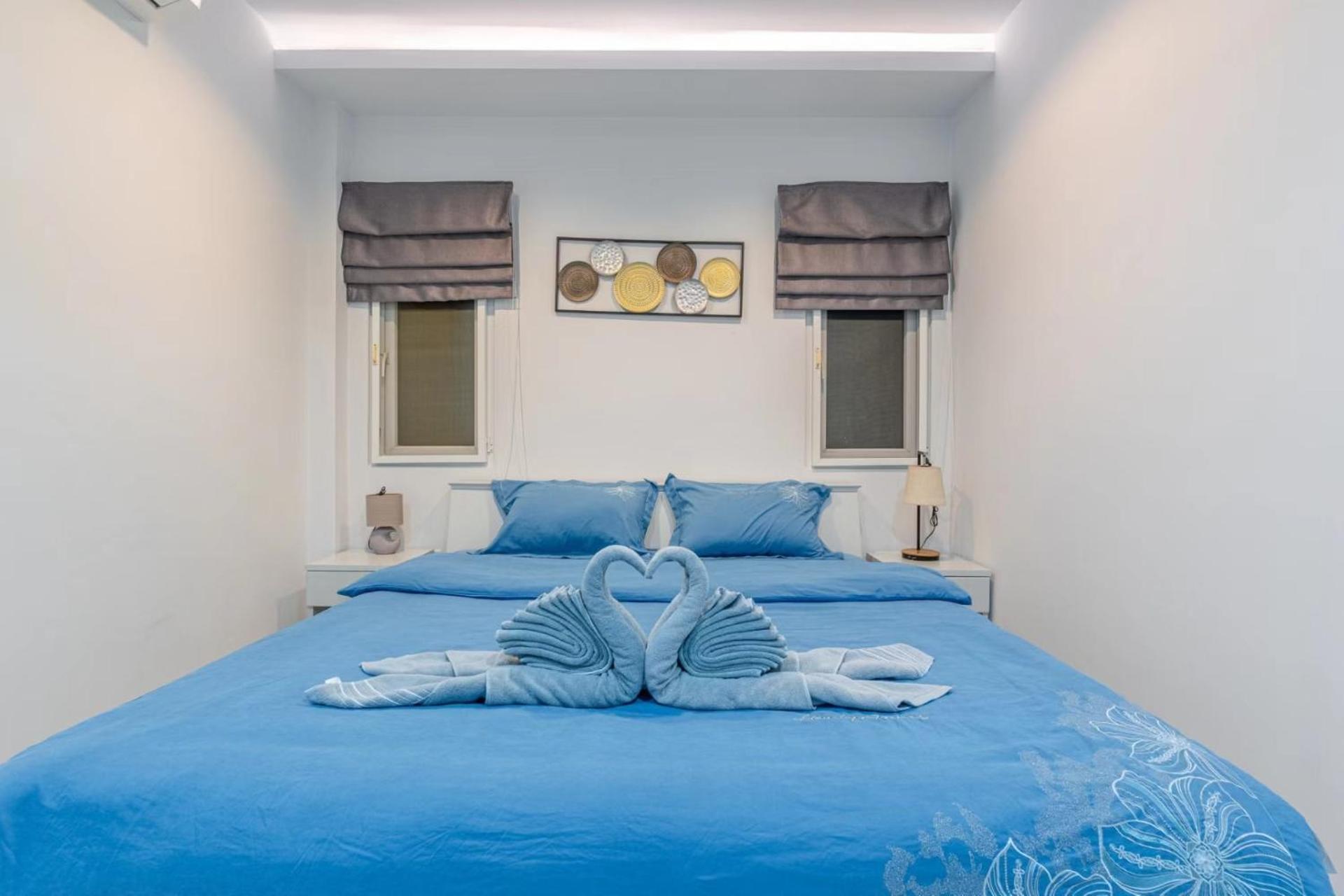 Villa 5 Bedrooms Modern Pool *