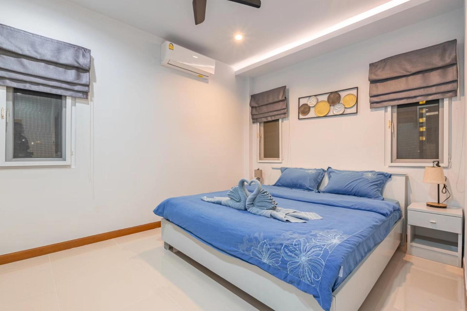 5 Bedrooms Modern Pool Pattaya